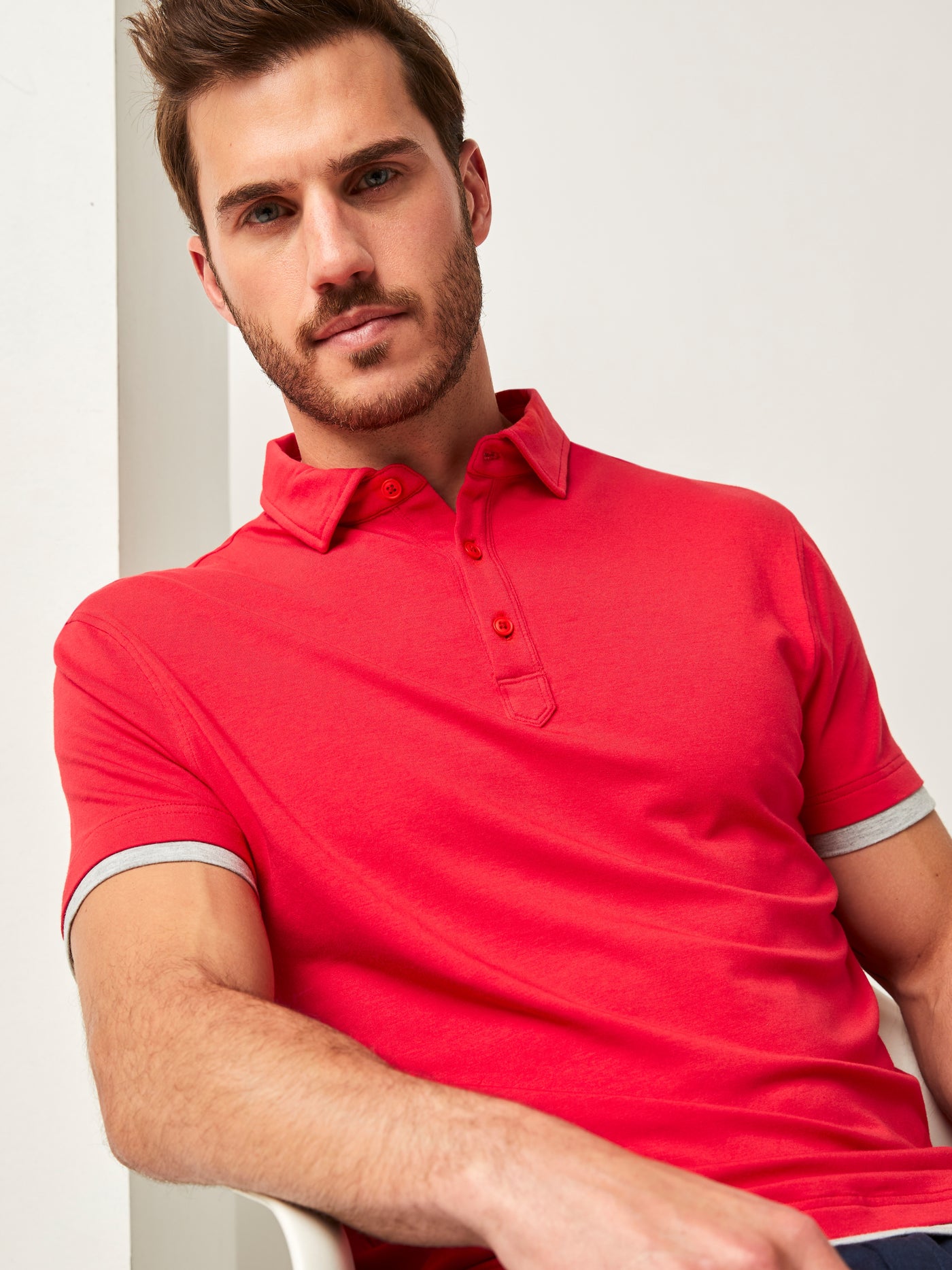 Polo rouge extensible