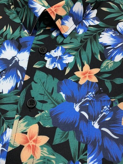 Chemise manches courtes noire à imprimé tropical