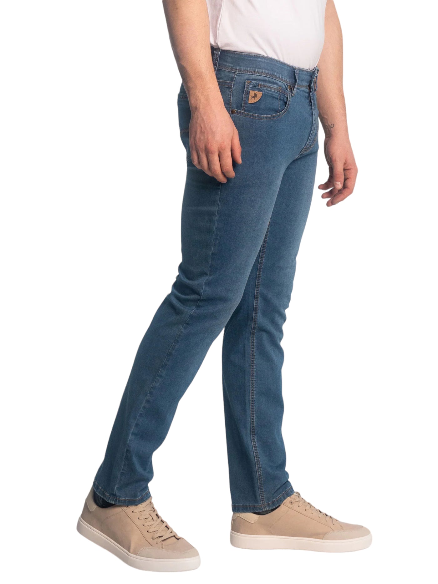 Jeans bleu moyen coupe semi-ajustée